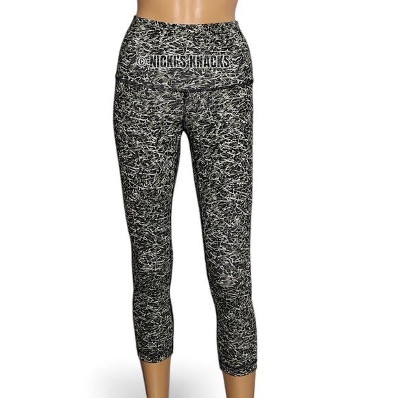 Lululemon Wunder Under Crop Luxtreme Ripple Green Leggings Yoga Size 6 - Picture 2 of 9